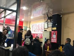 大堂-潘国仙耳光馄饨(黄家阙路店)