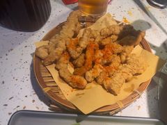 -沪小胖·小龙虾·蓝龙王(八佰伴店)