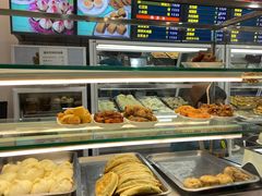 -聚德华天护国寺小吃(甜水园店)