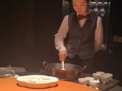 -左庭右院鲜牛肉火锅黑金店(陆家嘴中心店)