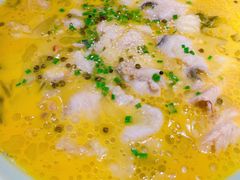 经典酸菜鱼-丁记盐蘸牛肉·新杭菜(河东路店)