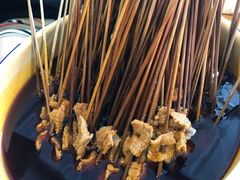 -拈签一笑黄牛肉辣卤串串