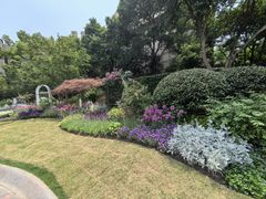 -常熟路(地铁站)