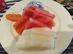 水果-广州中心皇冠假日酒店-环市食坊·海鲜自助餐厅