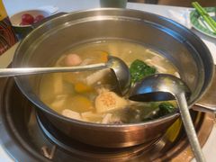 -润园四季椰子鸡火锅(卓越INTOWN店)