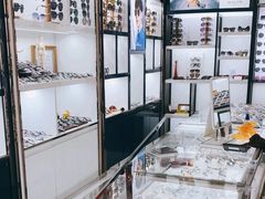 -三叶眼镜城·好视力眼镜店