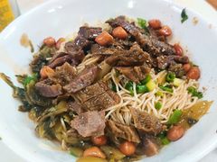 -阿阳牛腩腌面店