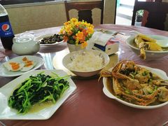 -小陆莲花蟹园农家乐(莲花岛店)