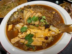 德莫利炖活鱼-李记饺子·熏酱东北菜(欢乐谷店)