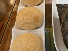 酥皮焗叉烧包-添好运点心专门店(深水埗店)