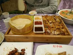 -肘子酥·天津菜·特色捞面(德云社店)