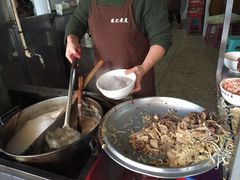 -潮镇老尾牛杂(环城西路店)