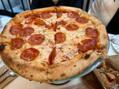 意大利辣香肠披萨-IL TEATRO 精品意大利餐厅