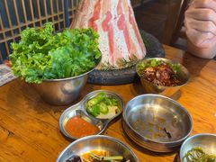 -韩景台烤肉(八大处店)