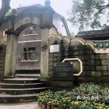 陪儿子上去也不敢拍照，腿软厉害！