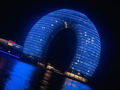 -湖州太湖旅游度假区-月亮广场