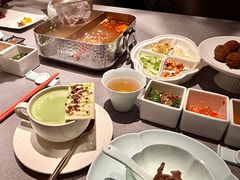 -左庭右院鲜牛肉火锅黑金店(陆家嘴中心店)