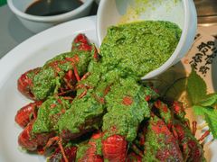 -龙巢盱眙龙虾·牛蛙·烧烤宵夜(八卦岭店)