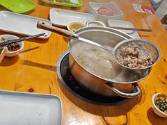 -养牛邓·潮汕牛肉海鲜自助火锅(广州店)