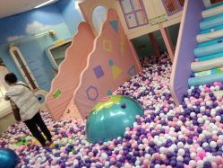 -孩子王(昆山招商花园城店)