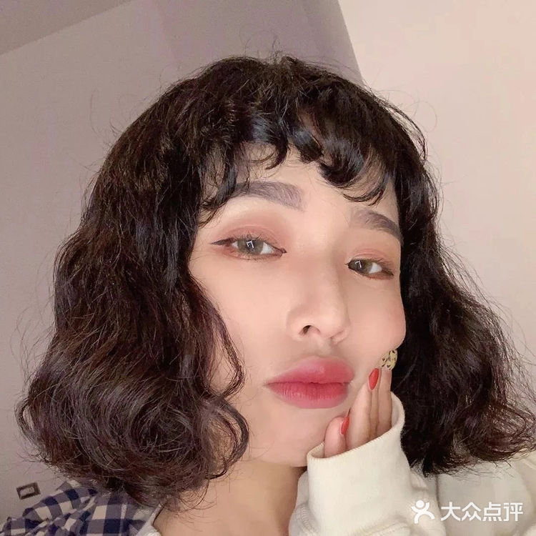 可爱的羊毛卷