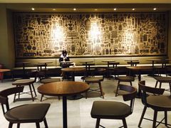 大堂-星巴克(保定万博广场店)