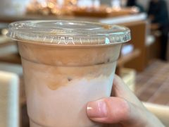 -DOUBLE HAPPINESS 双喜面包咖啡