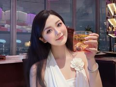 -鲜璟台·地标景观餐厅(上海中心店)