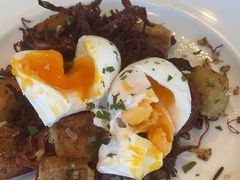 -ROAST coffee & eatery