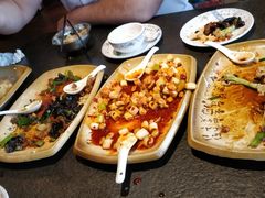 -靠山屯东北农家菜(八龙桥雅苑店)
