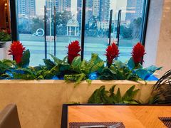 -华邑酒店·鲜艳全日自助餐厅