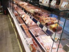 面包甜点陈列柜-巴黎贝甜(大宁国际商业广场店)