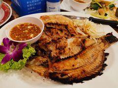 -两兄弟Song Pee Nong(2号店)