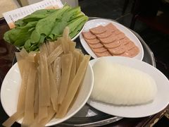 -太婆天府山珍酒楼(亚运村店)