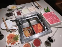 -海底捞火锅鲜切牛肉主题店(长寿路店)