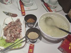 -乔家小院•非遗驴肉•本地小海鲜(滨河路店)