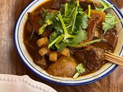 -CowCow其其·牛杂咖啡公司(六运店)