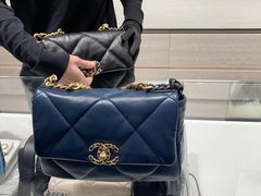 -CHANEL(恒隆广场店)