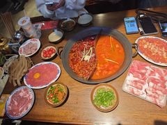 -萍姐火锅·公路夜市(武汉首店)