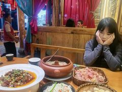 -老滇山寨•云南特色菜•地方菜•民族风情歌舞表演(金碧店)