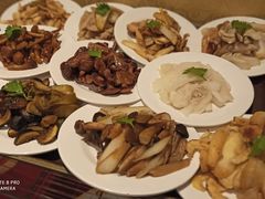 -天宜隆蘑菇宴火锅(石景山旗舰店)