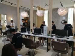 -HAIR HERE造型