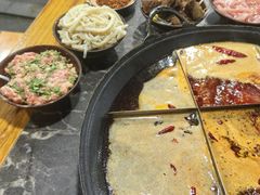 -正南齊北重庆老火锅(光华村直营店)