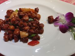 菠萝咕咾肉-功德林(南京西路店)