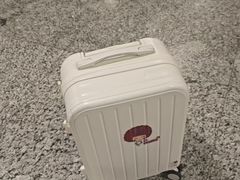 -广州白云国际机场