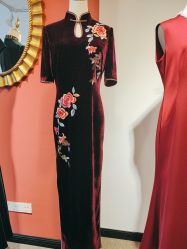 -禾米旗袍妈妈装礼服定制(嘉业国贸店)