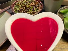 手作鲜鸭血-山城棒棒军手作火锅·天花板手撕水牛鲜毛肚(北京店)