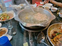 -牛一煲美食(江高店)