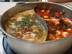 -德林酸菜鱼火锅(南丹店)