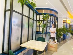 -hallch 好吃餐厅(全运村中央广场店)